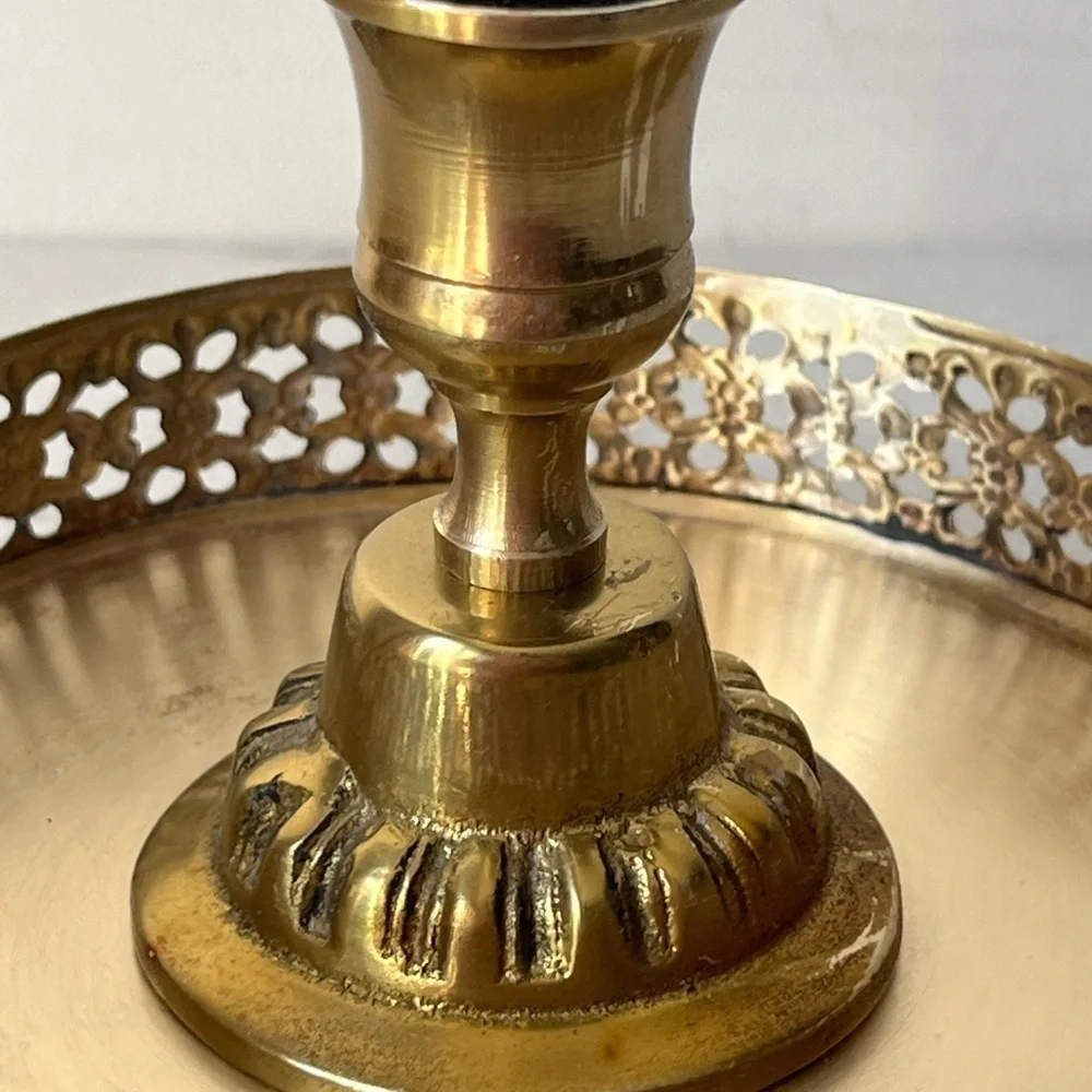 Vintage filigree candleholder with tray and feet